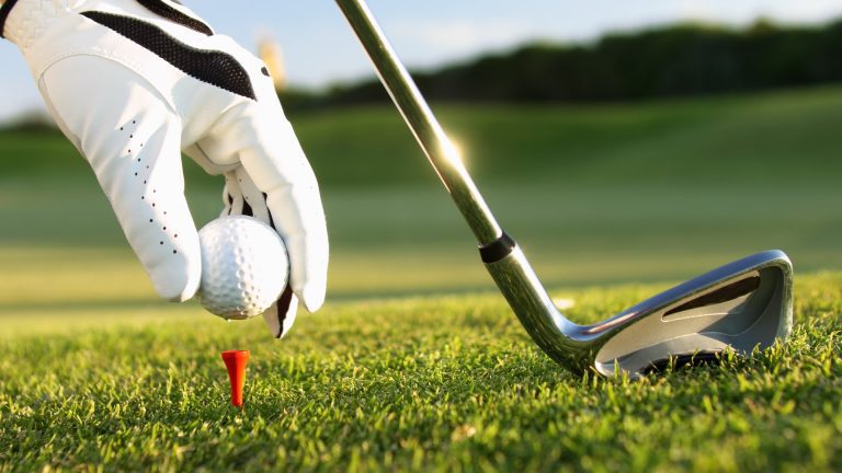 What Is a Good Score in Golf for 9 Holes? A Guide to Understanding Golf Scores